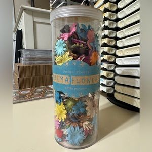 🎁 Prima Flowers paper crafting flowers, all sizes/colors! Free gift w/purchase!